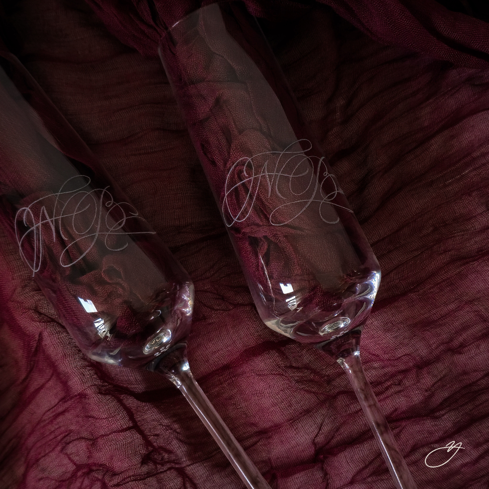 Personalised Champagne Flutes (Set of 2)