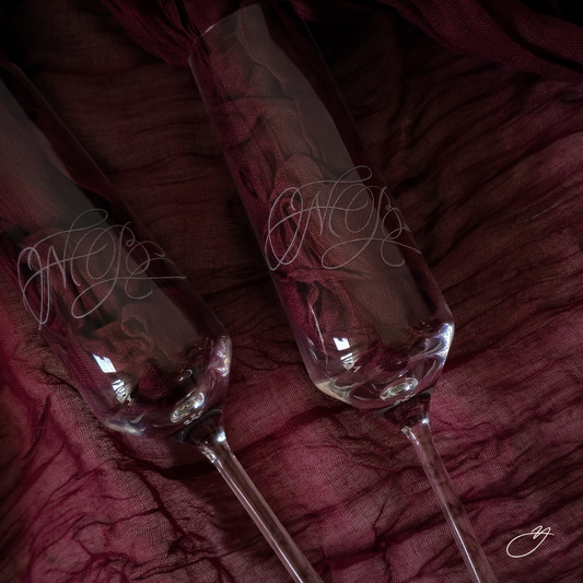 Personalised Champagne Flutes (Set of 2)