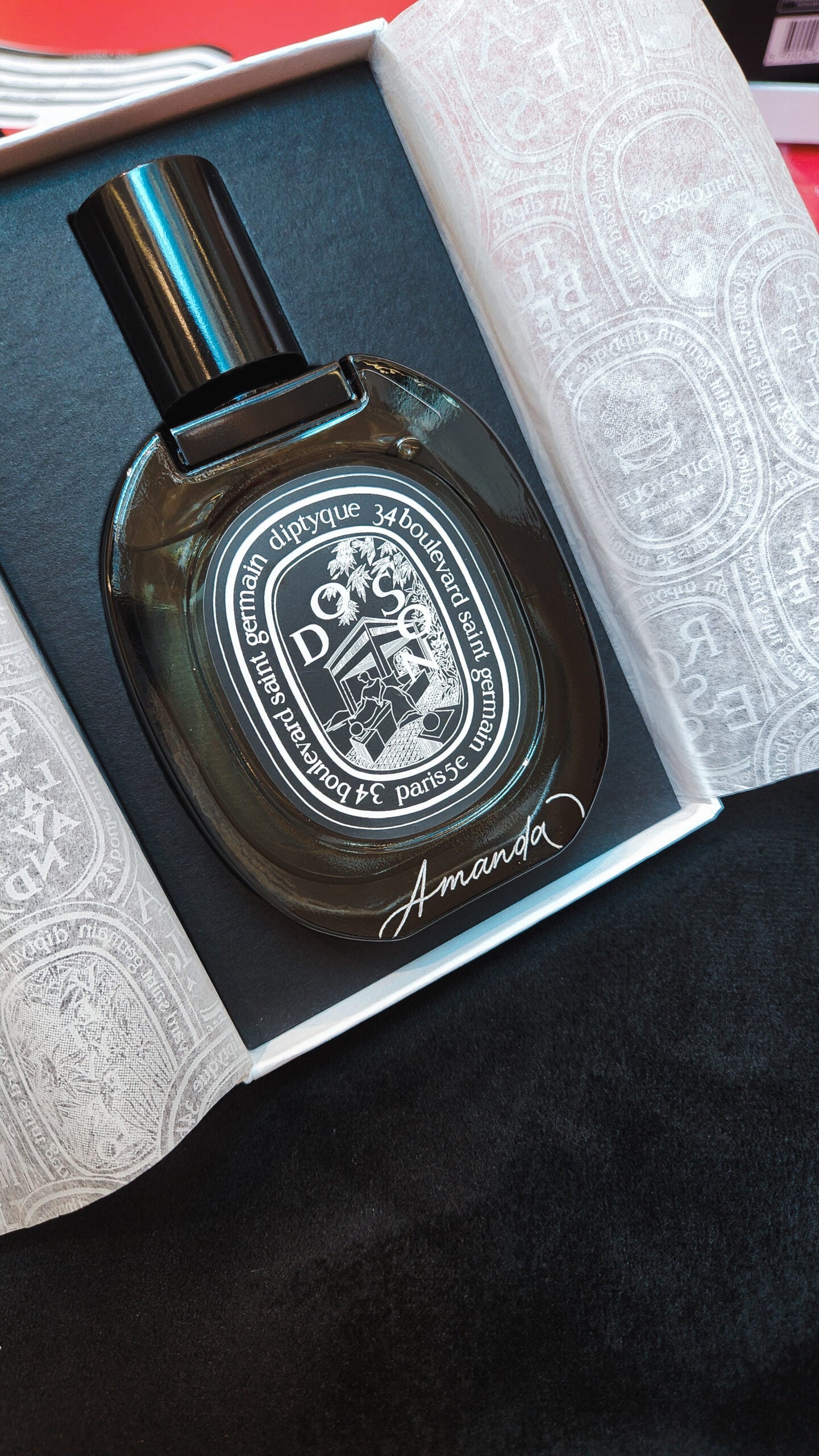 Hand Engraving - Perfume image 12