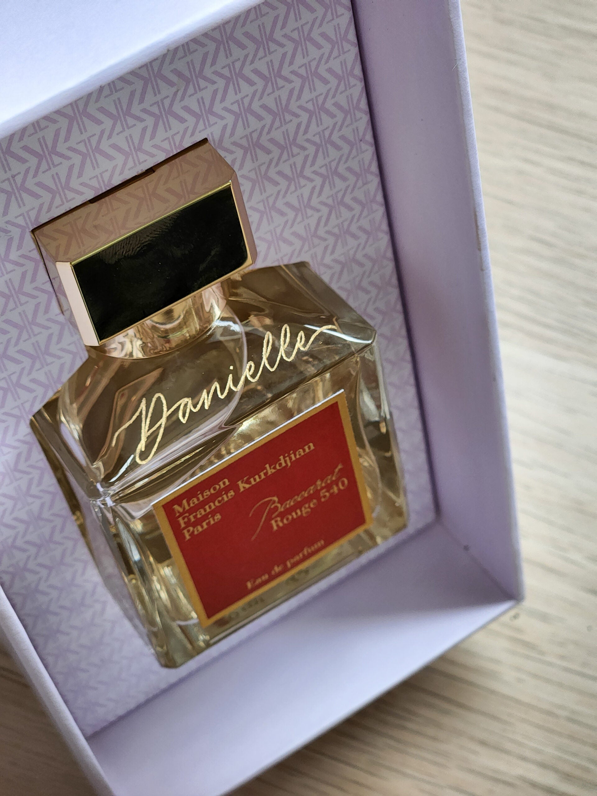 Hand Engraving - Perfume image 6