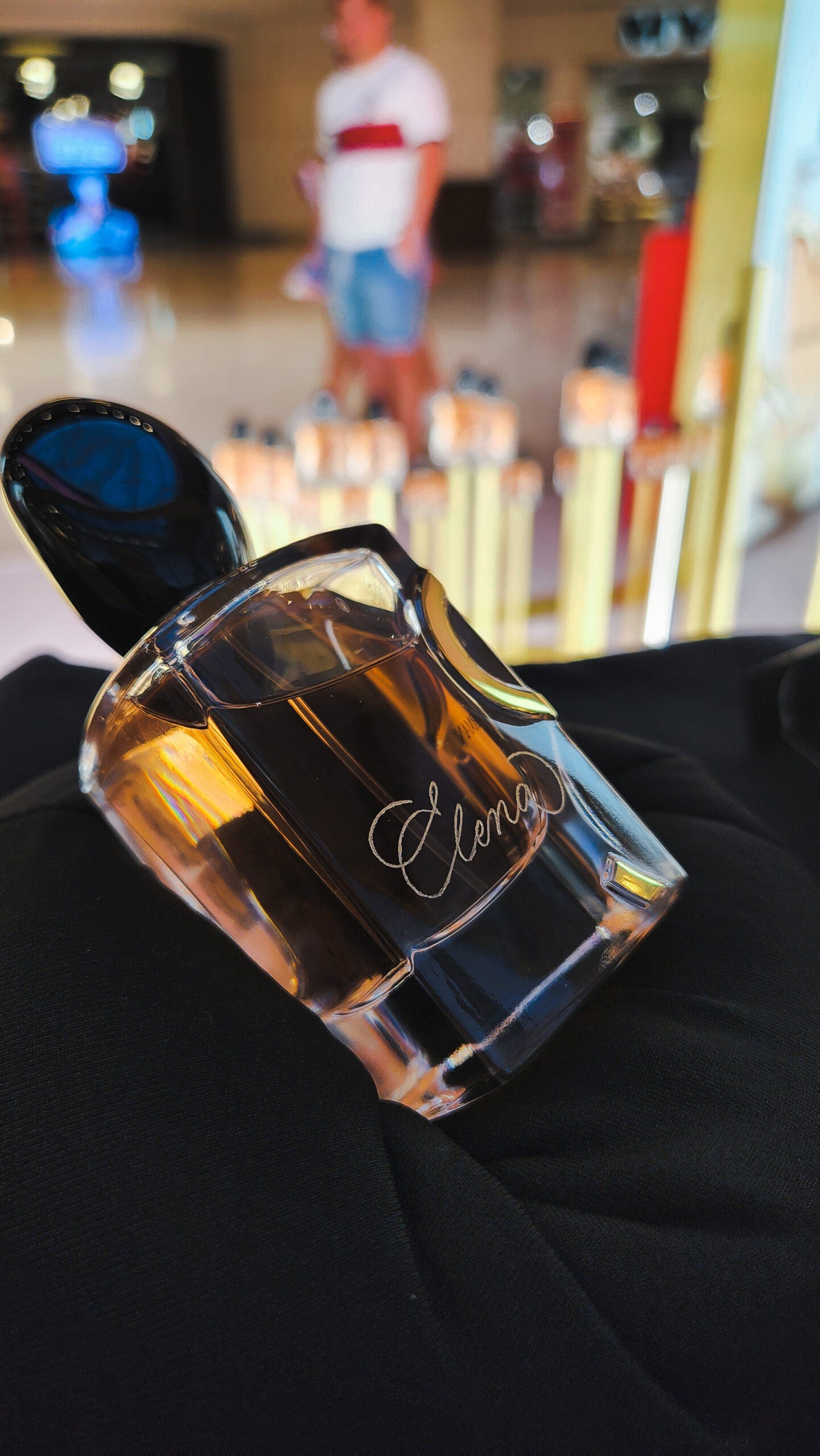 Hand Engraving - Perfume image 14